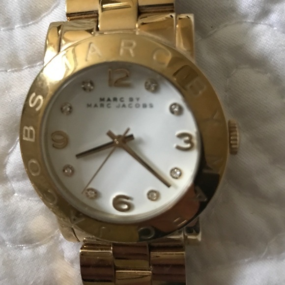 Marc by Marc Jacobs gold watch - Picture 2 of 3